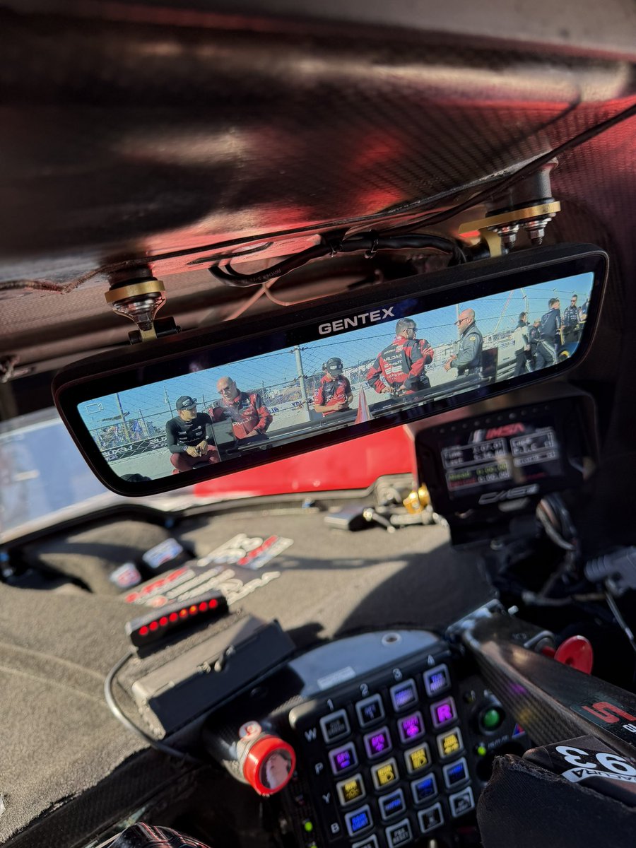MeyerShankRac's tweet image. Ready to race.

#Sebring12 // #IMSA // #Acura
