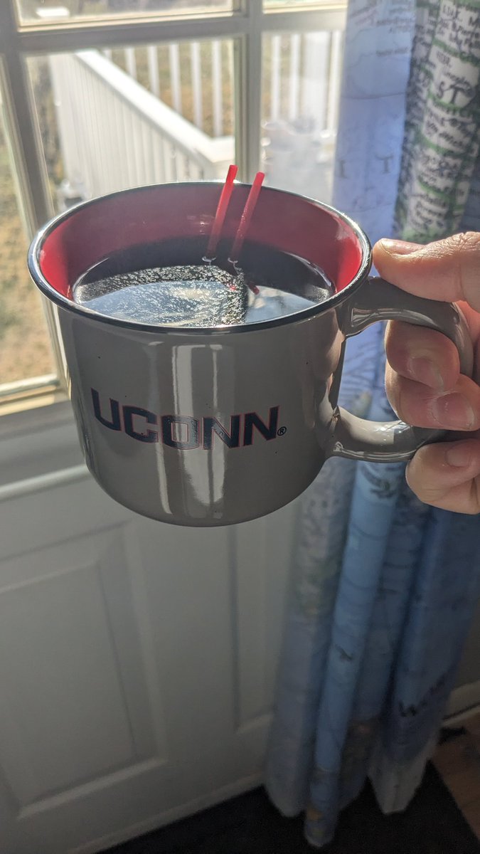 Sminichino1970's tweet photo. #Saturday #TwoRedStirrers #BeKind #Karma ☕❤️🌞 😊 #GoodMorning #March #SpringBreak #MyMiniMe #GoodBetterBest #UCONN #FavoriteWeekend spending time with my Mini Me ❤️ https://t.co/S6xwqTzTca