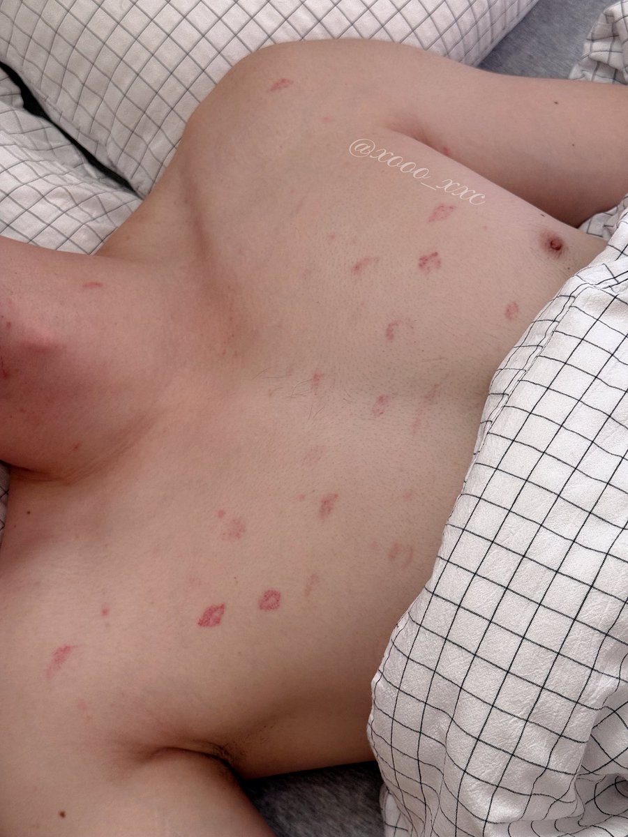 一杯苏打菠萝冰 tweet media