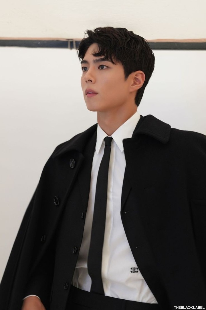 USE ' HEY / ✉️ ' - ENGLISH ONLY tweet media