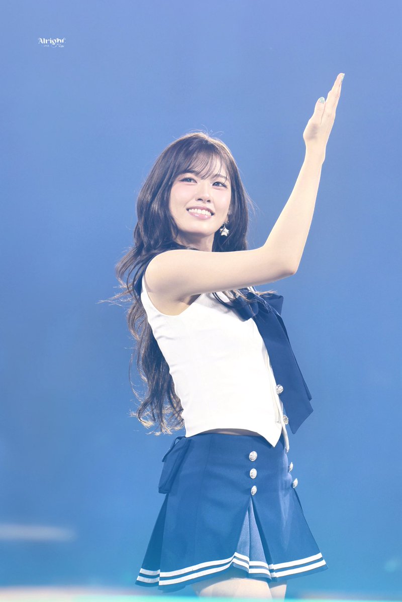 alright_901 tweet media