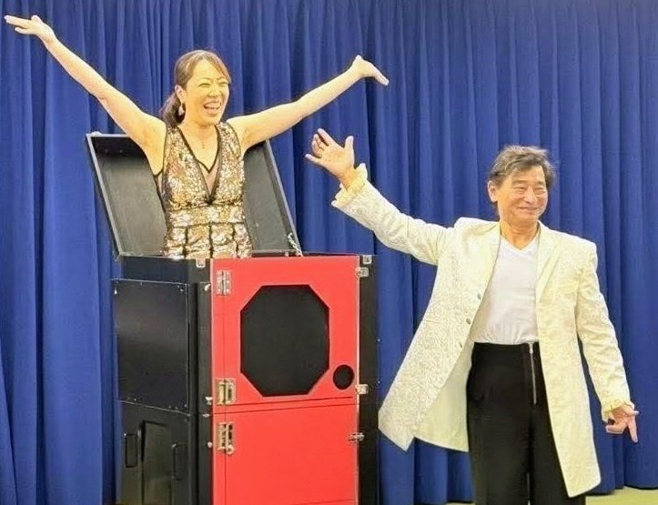 vJzh4yJNO914800's tweet photo. 北見でパク・ジュニョン🎤✨
5月最高に気持ちいい季節！北の大地🌺北海道・北見でしか味わえない特別な2日間🥹❤️この距離感、この空間で生の歌声を聴けるチャンスは超貴重…！全国から大歓迎です✈️
#パク・ジュニョン
#パクジュニョン
#オリコン1位
#チャオガ
#ホテルロイヤル北見 https://t.co/z1yvNxQEOw
