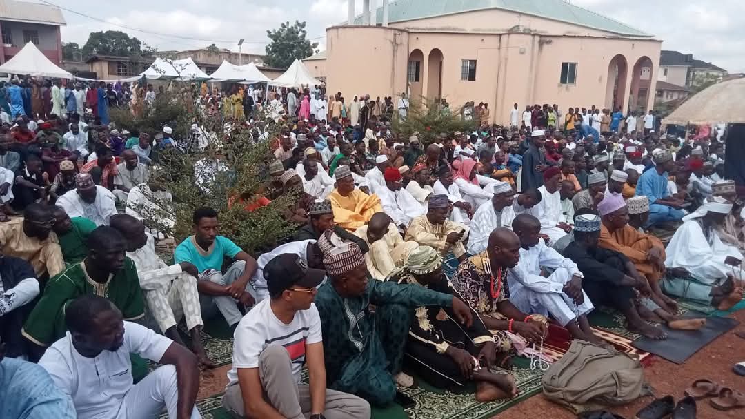 Sister__ tweet media