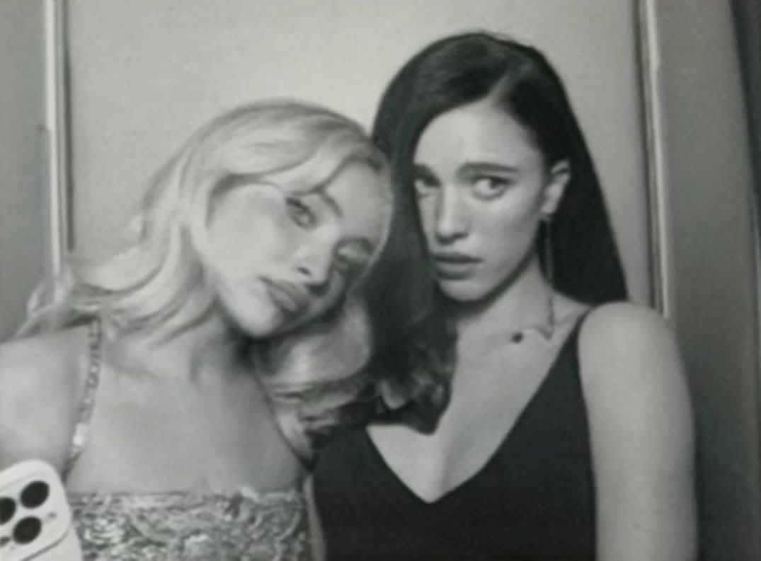 TheLOKII_'s tweet photo. Sabrina Carpenter and Margaret Qualley THIS IS INSANE???? https://t.co/v8hgvKehEk