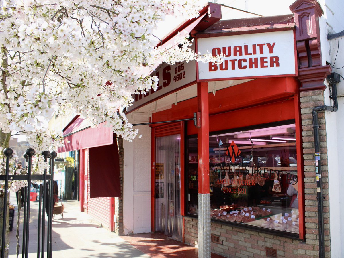 TwoPiesOneMash tweet media