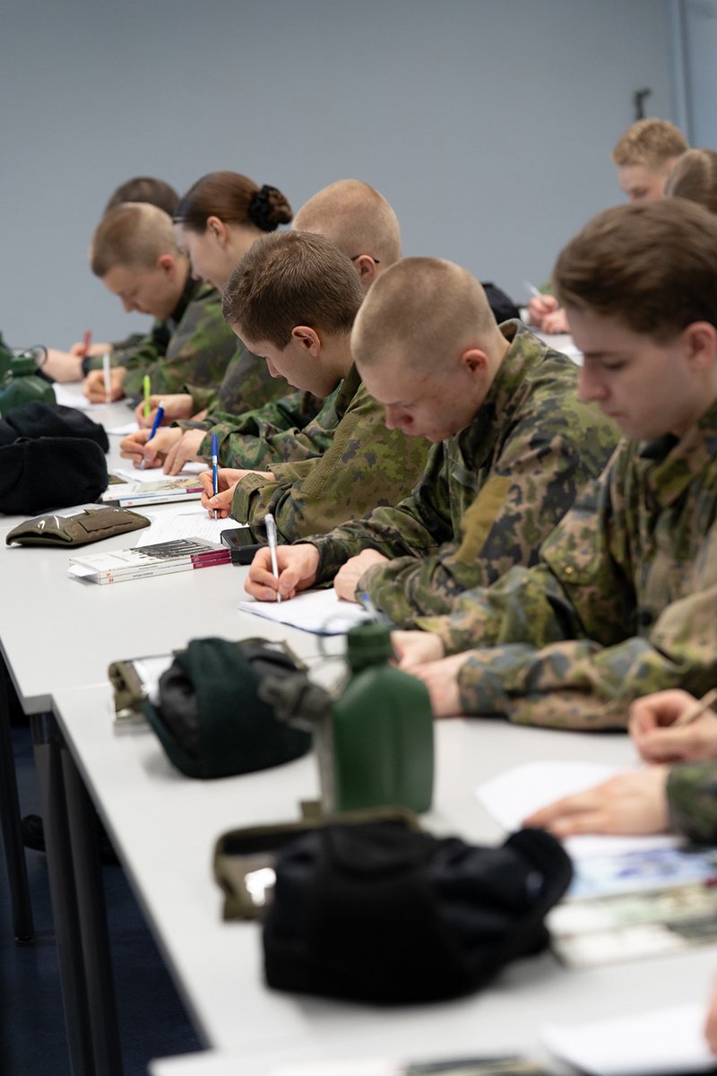 Puolustusvoimat tweet media