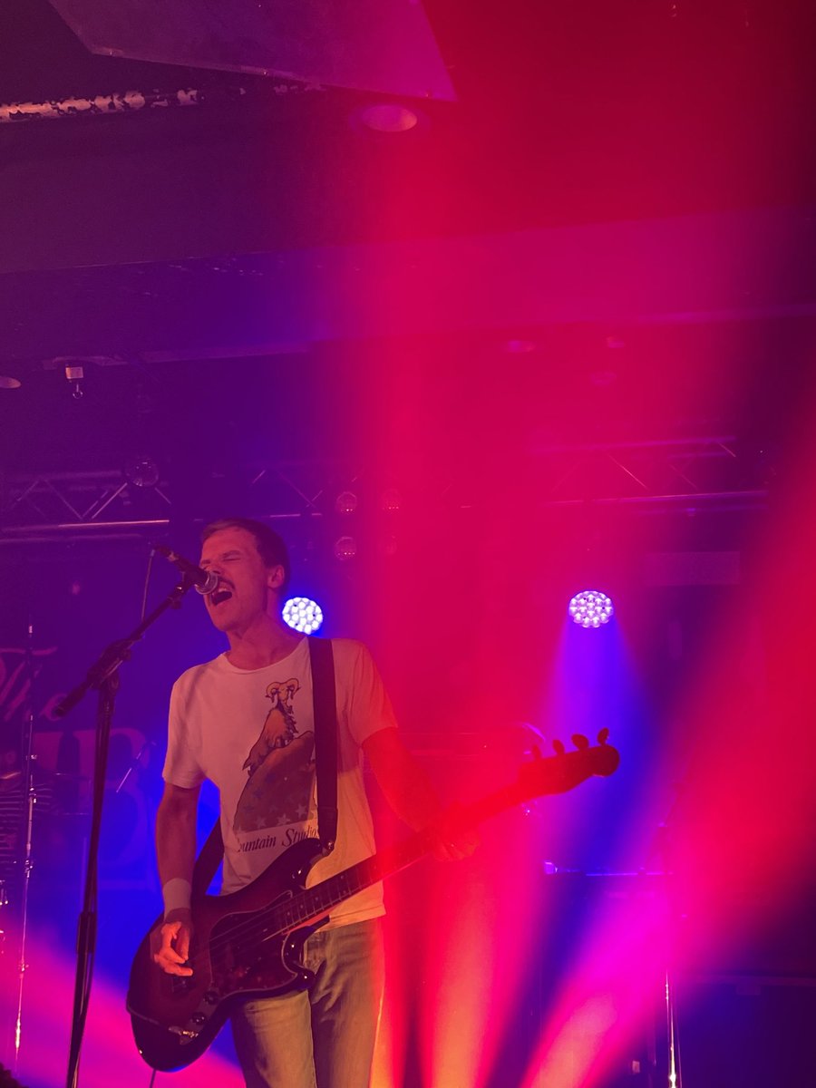 The Cribs Fanzine tweet media