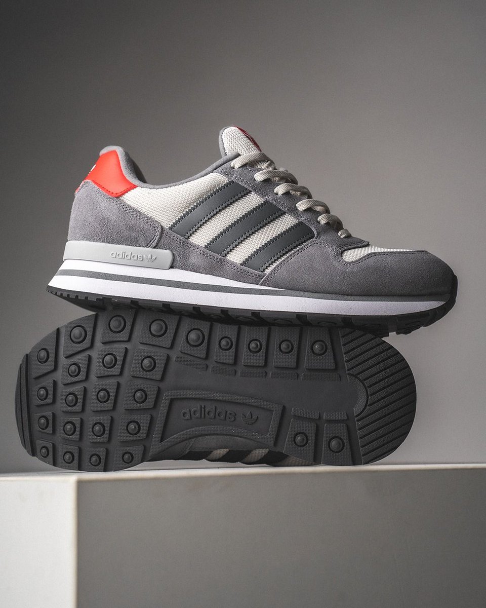 Man Savings tweet media