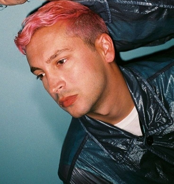 tyler joseph once said |-/ APE ꜱʜᴀᴋʏ ᴋɴᴇᴇꜱ OC tweet media