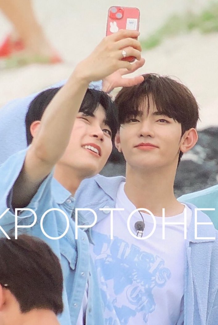 덮팝이.. tweet media