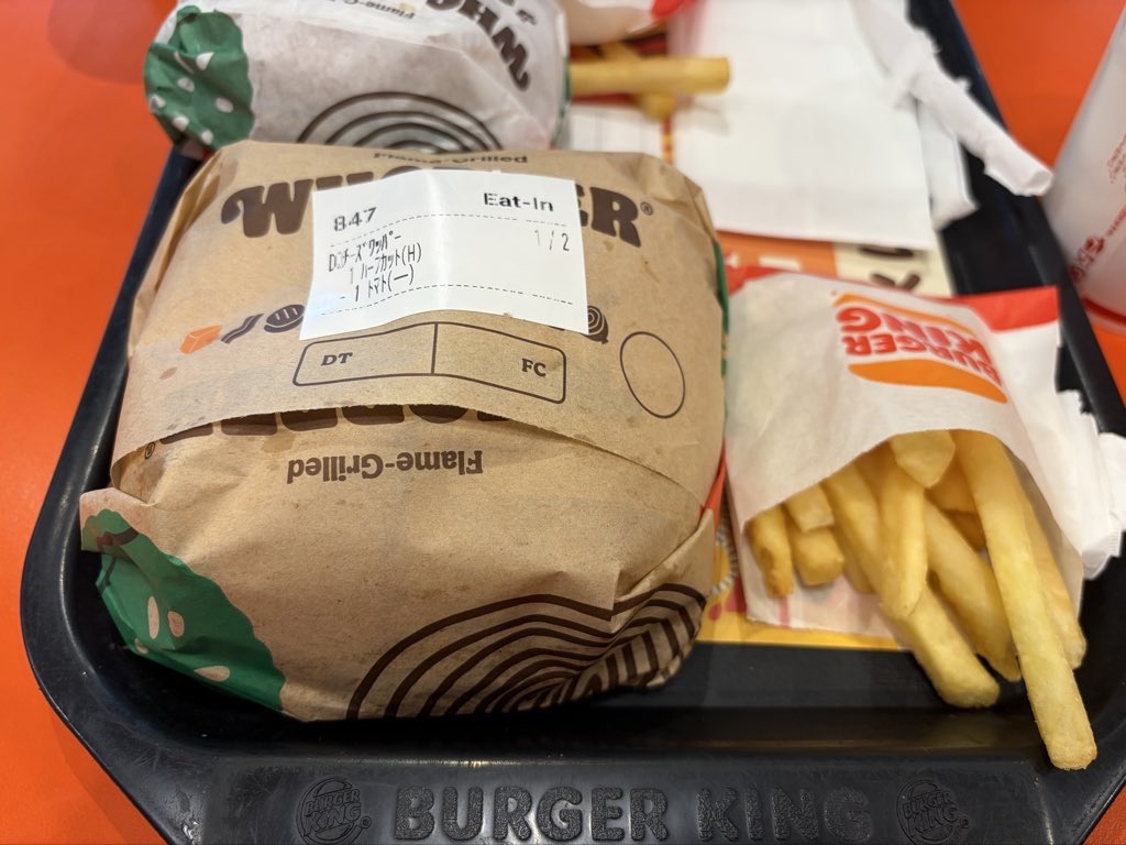 しゃーくれ@35周年車RF tweet media