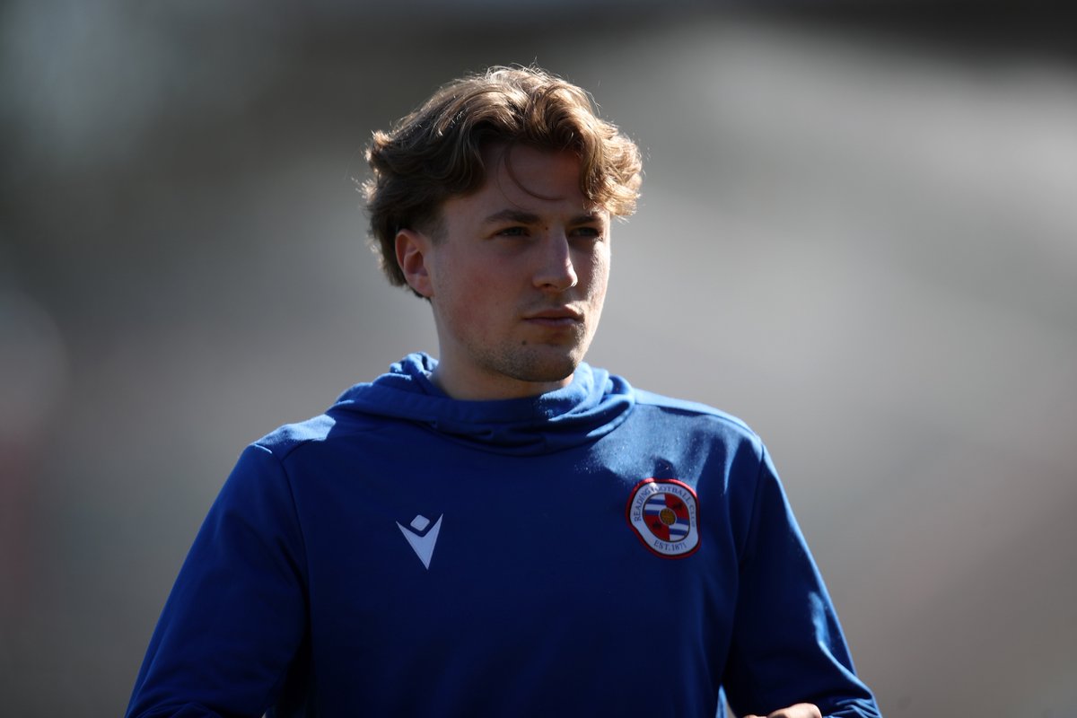 Reading FC tweet media