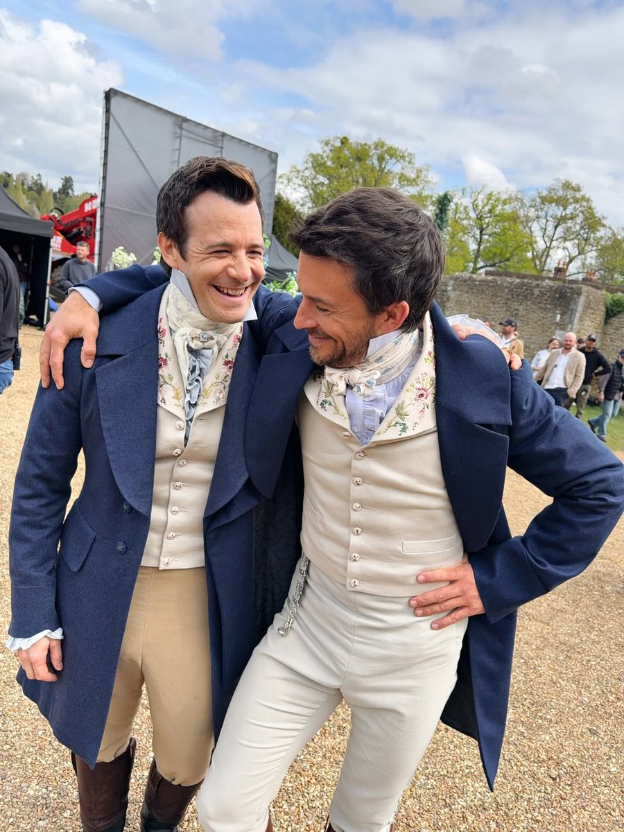 Jonathan Bailey Access tweet media