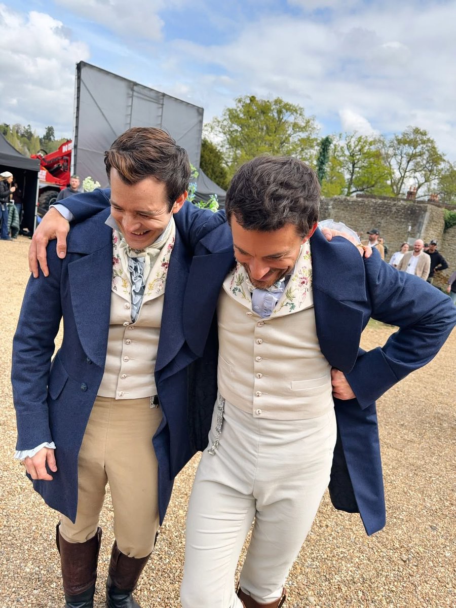 Jonathan Bailey Access tweet media