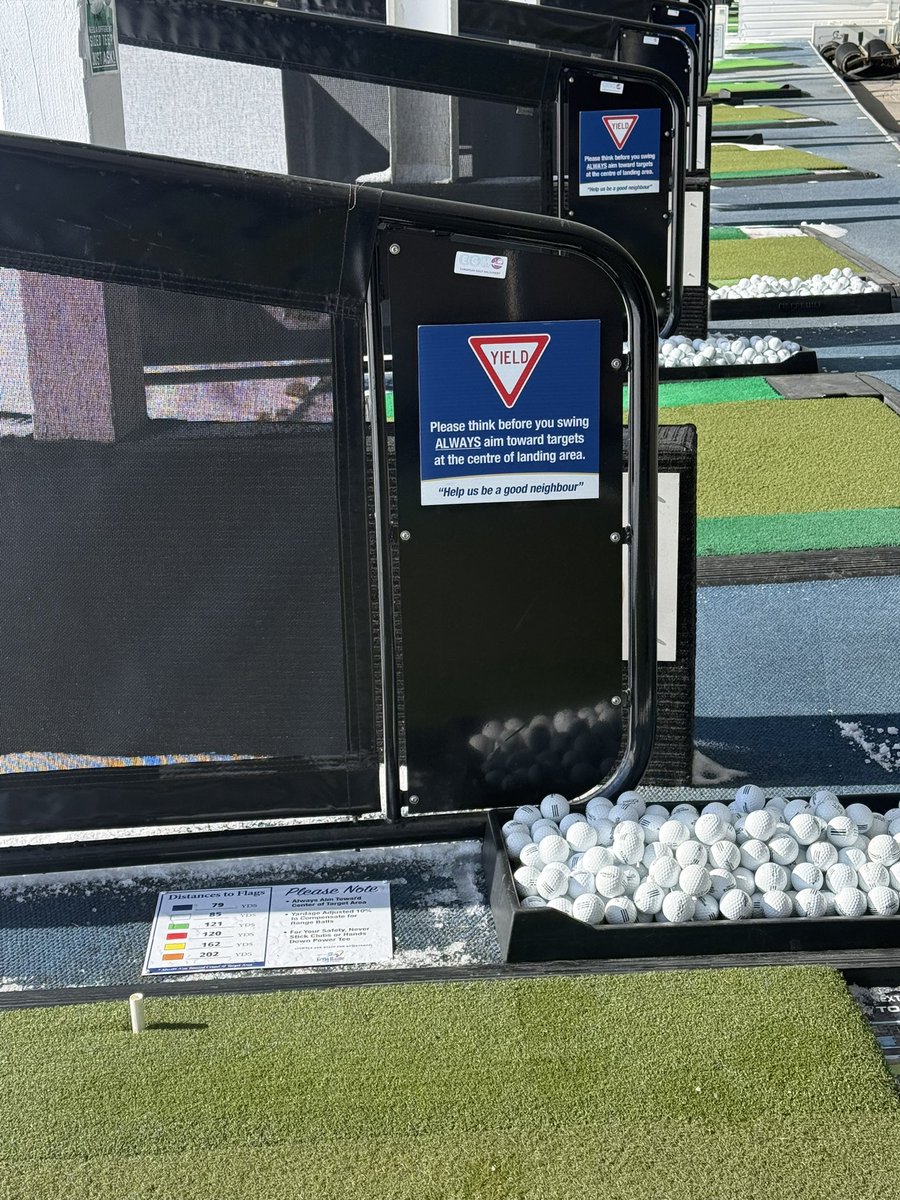 Kevinhaime's tweet photo. It’s a beautiful day to hit a few balls Ottawa golfers and we’re OPEN for you. Book a practice bay at https://t.co/BvTuDdUWxO and we’ll see you soon!!!! #bettergolf #ottawagolf https://t.co/PRcUxNX4ZI