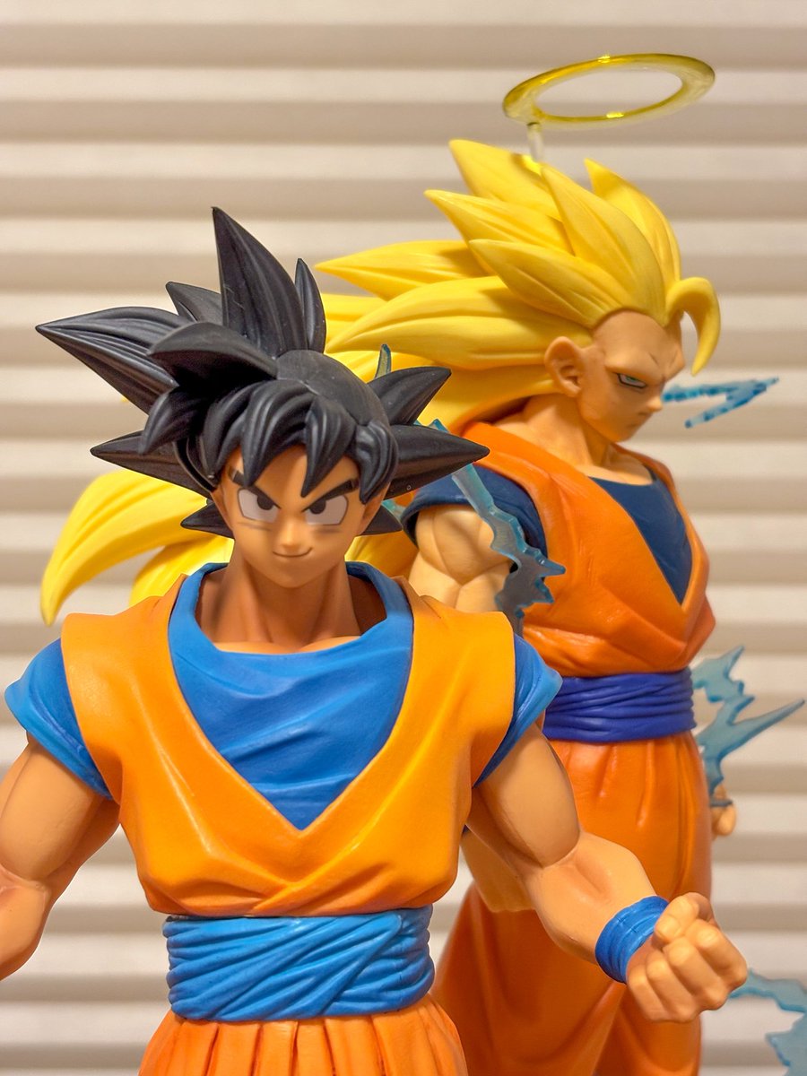 超サイヤ人3悟空やっと開封しました！✨

こりゃあすごいや…
ずっと待っていた理想の超3です🥺
せっかくなのでスパークをつけてみました⚡️
#ドラゴンボール
#フィギュア倶楽部
#一番くじ