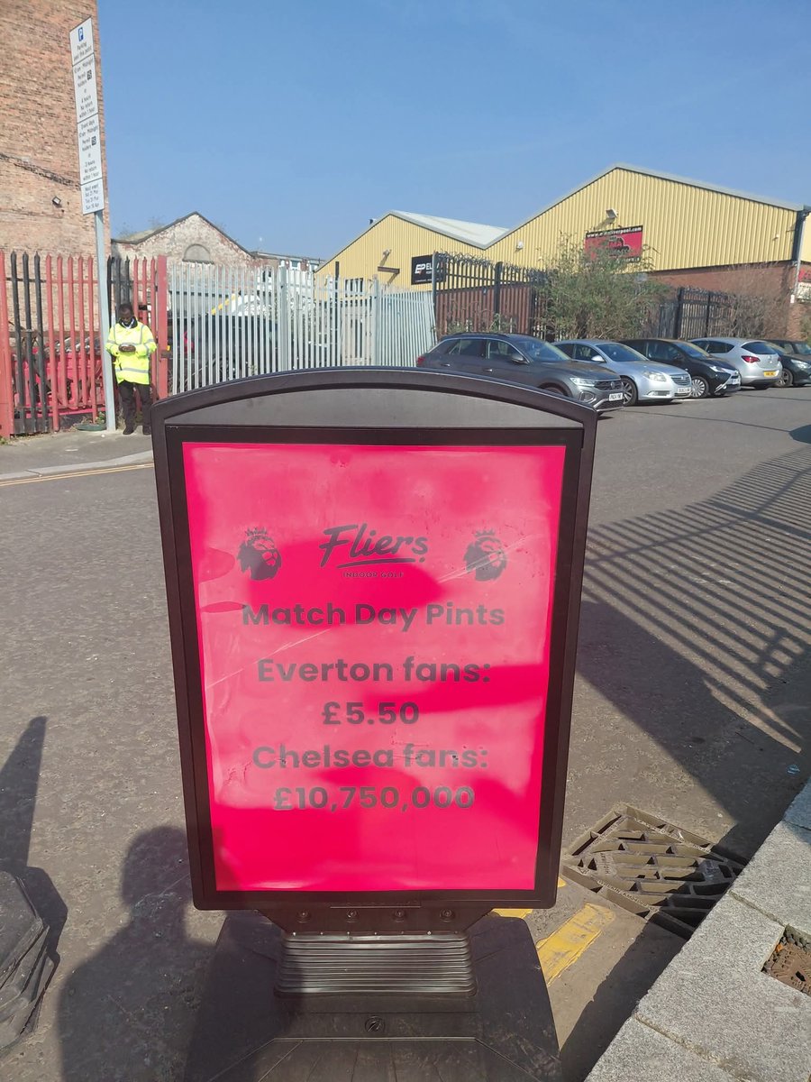 Mike - Blue Boyz tweet media