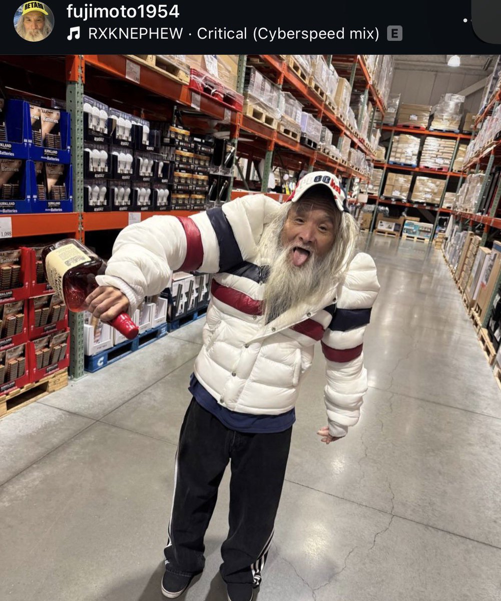 llll__lIl's tweet photo. このmonclerのダウンフジモトとludioしか着てるの見たことない https://t.co/ZdDgDtBnP7