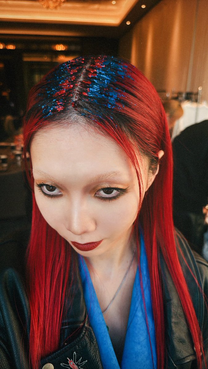 si oux(スー)｜赤髪 tweet media