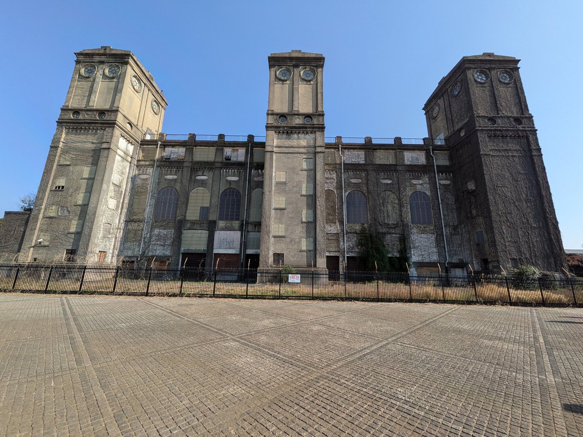 あんず tweet media