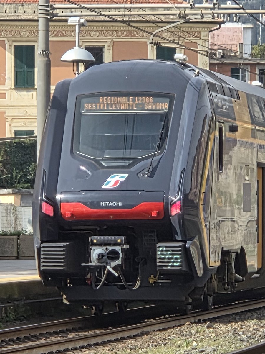 例のアレ: tweet media