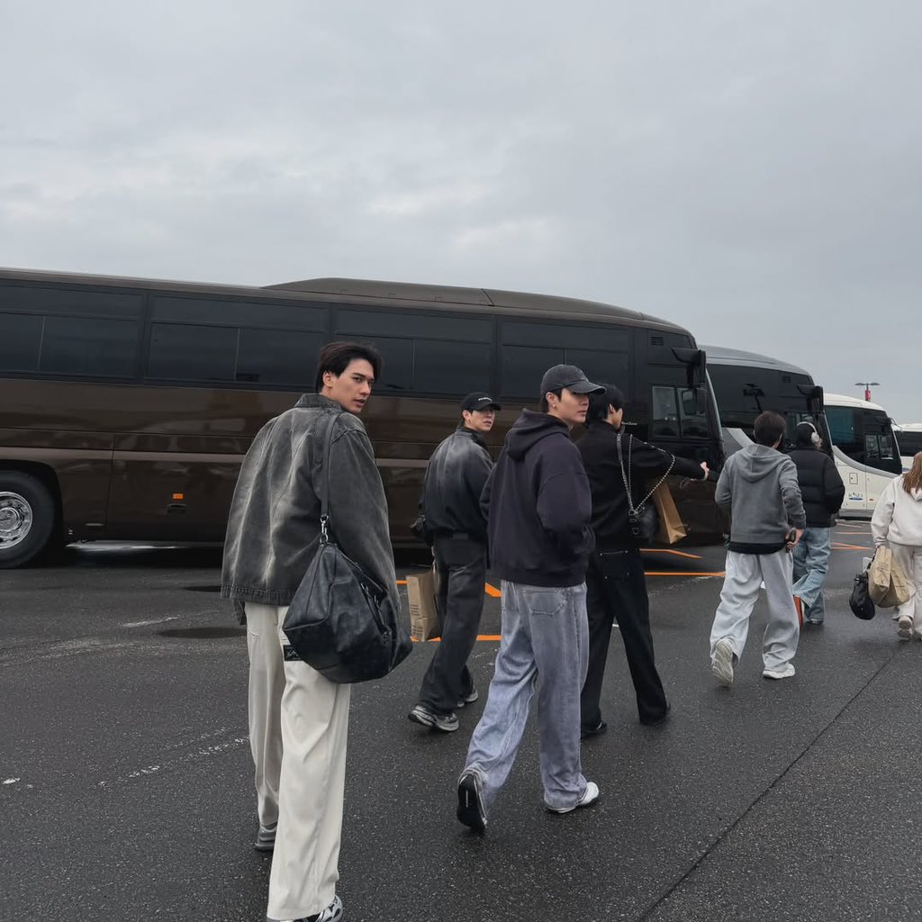 210326 // #DMDChillDayInJapan

﹝IGs : zeepruk Update 📸﹞ #HaritIGs

Explore more in the link.
🔗instagram.com/p/DWJhT1rGO2I/

@Harit_Keng 
#KengHarit