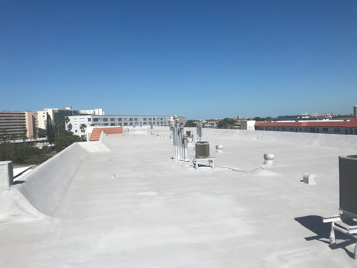 We're admiring this beautiful #EnduraTech roof! Why #sprayfoam roofing?
→ Energy Efficient
→ Cost Efficient
→ Flexibility
→ Weather Resistant
→ Environmentally Responsible
#NCFI #energyefficient #sprayfoamroof #advancedroofing #roofing #Gulfport #commericalroof