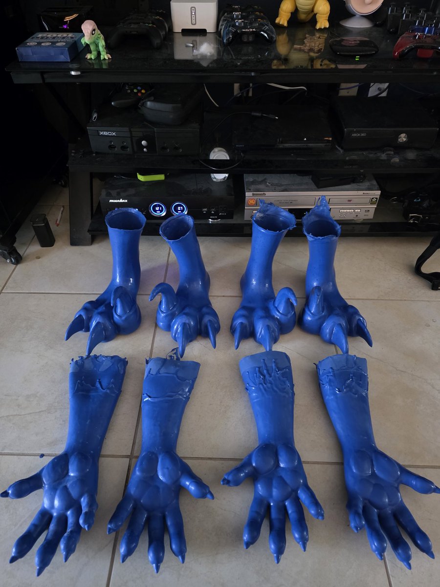 Frisky Critters tweet media