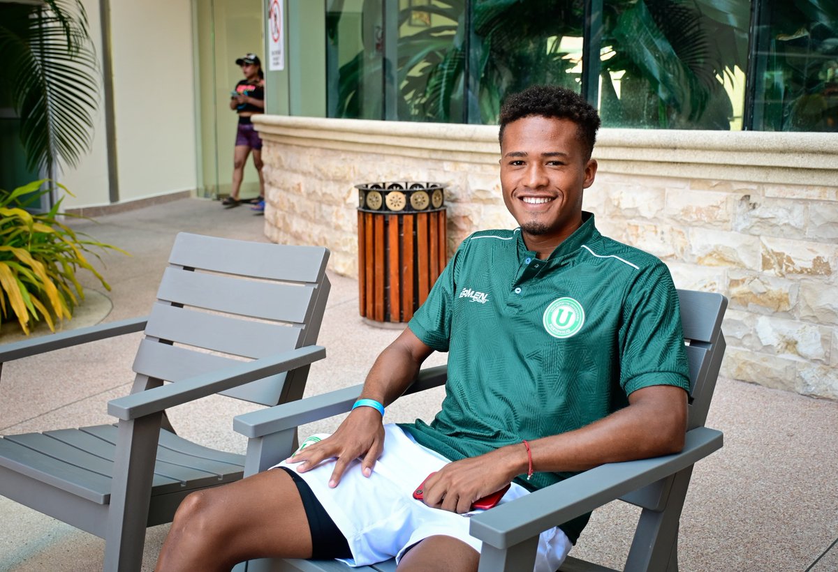 LDU PORTOVIEJO tweet media