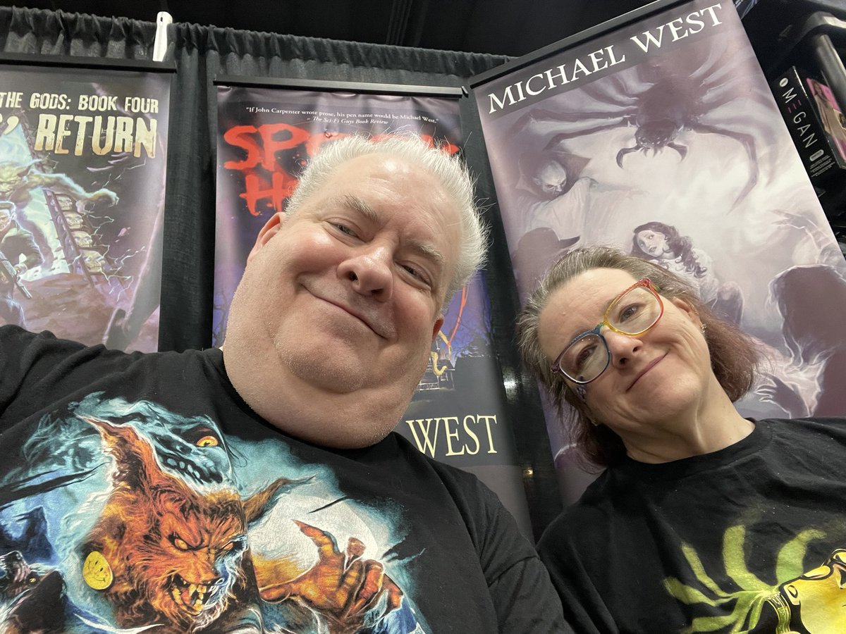 byMichaelWest's tweet photo. Day two of HorrorHound Weekend. Let’s go! #horrorhoundweekend #booksigning #horrorwriterontheroad #writerslife❤️ @HorrorhoundFest @HydraPress https://t.co/oiF2AGtiN6