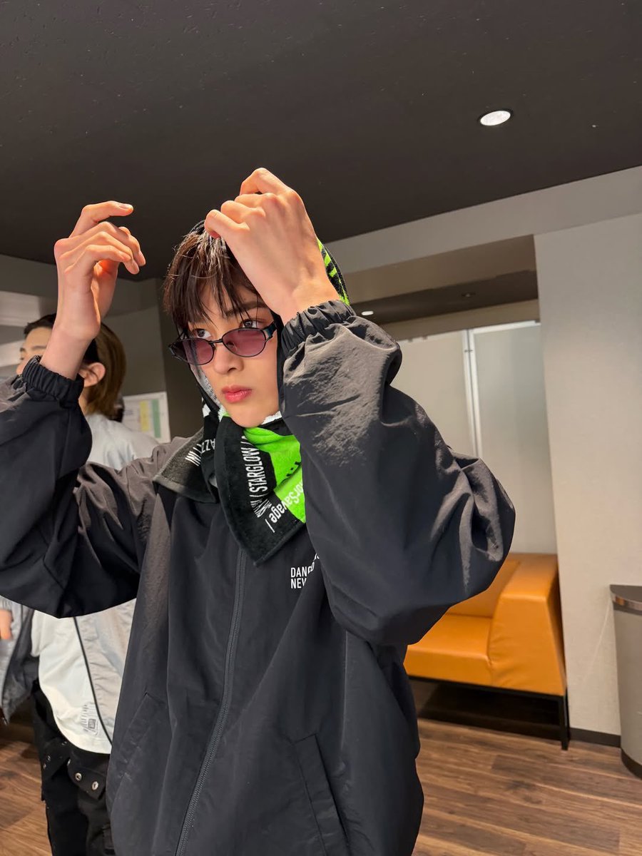 keonho pics tweet media