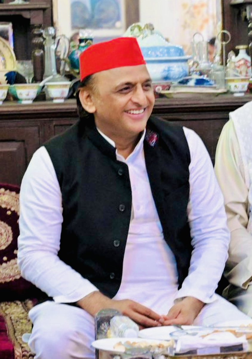 PDA जननायक आदरणीय श्री अखिलेश यादव जी।

#samajwadiparty #akhileshyadav