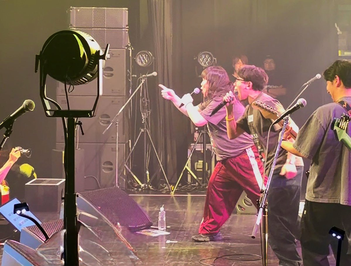 あとむ tweet media