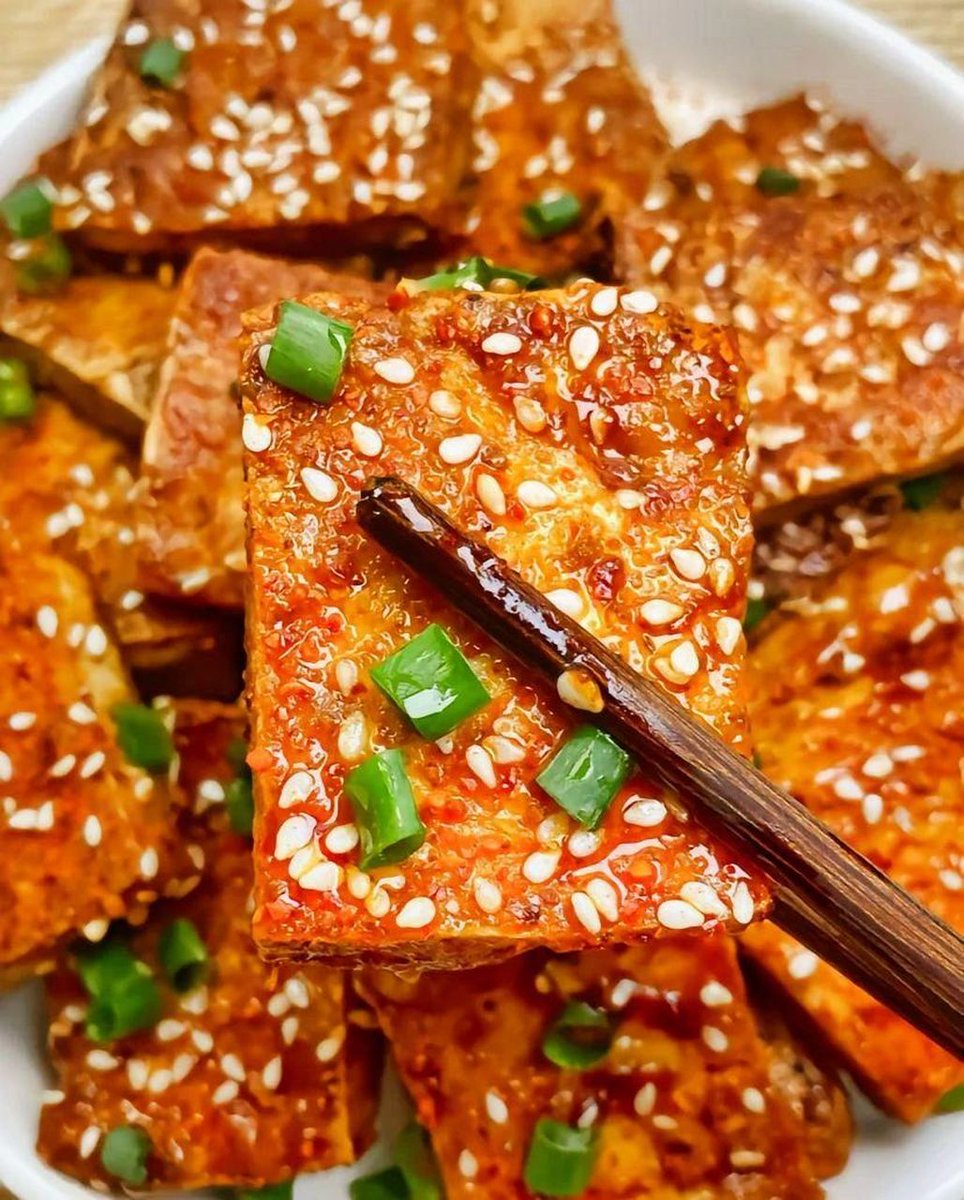 julianoah tweet media