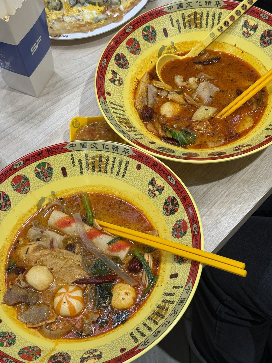 sfeahun. シ tweet media