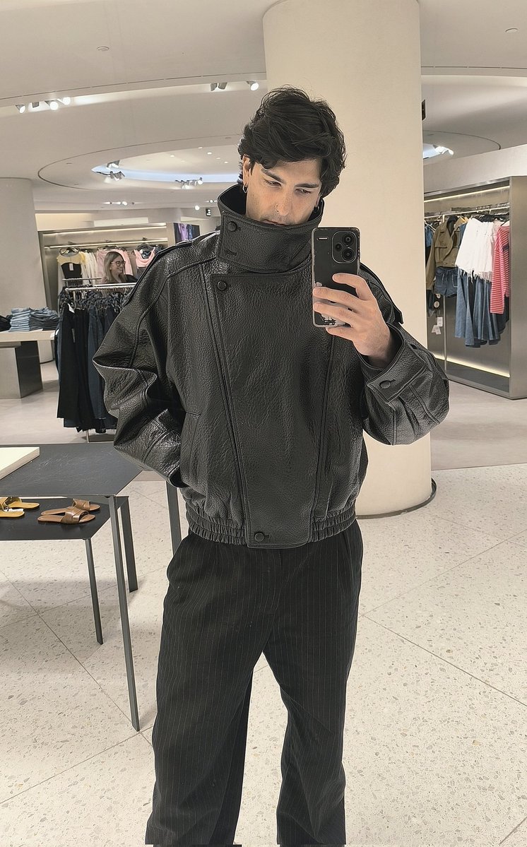 El Prisma Negro tweet media