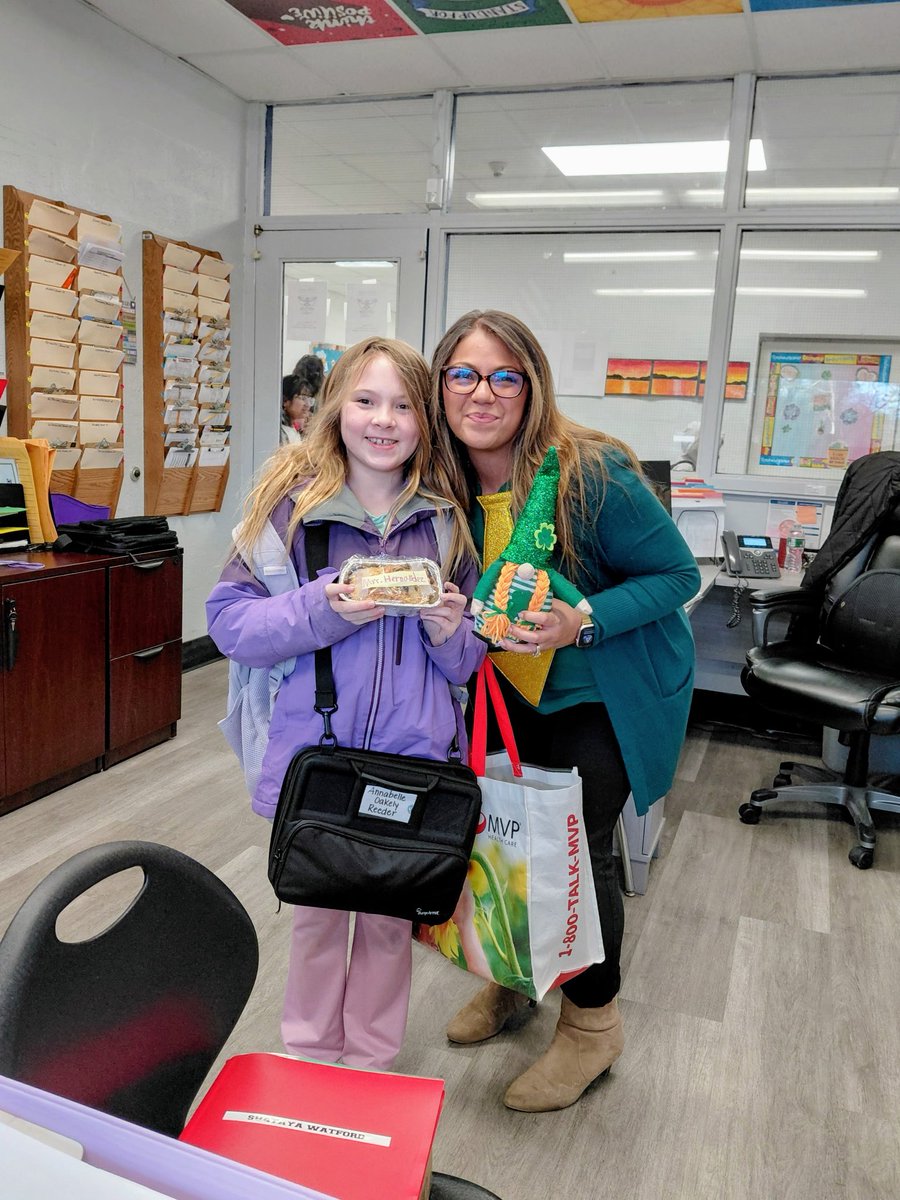 Crystal Hernandez tweet media