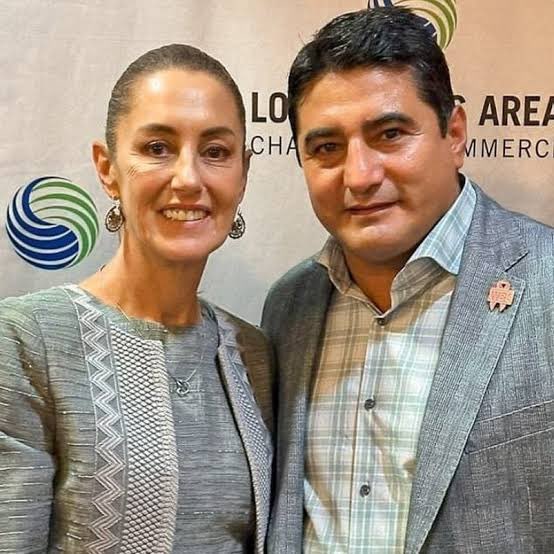 Erik “El Terrible” Morales, exboxeador, exdiputado y militante de Morena, fue vinculado a proceso por abuso sexual agravado.

Otro caso más del “llegamos todas”.