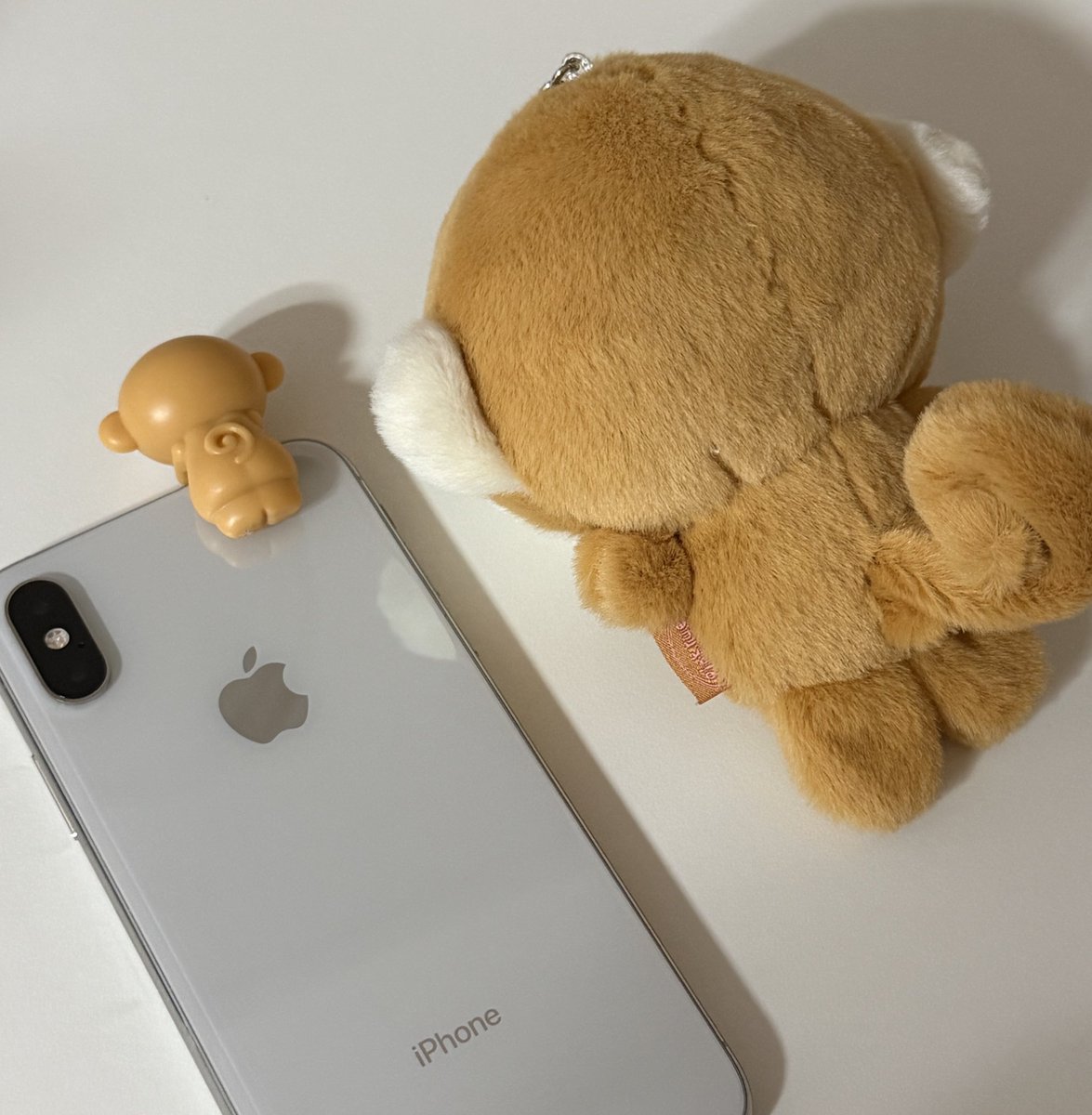 유 tweet media