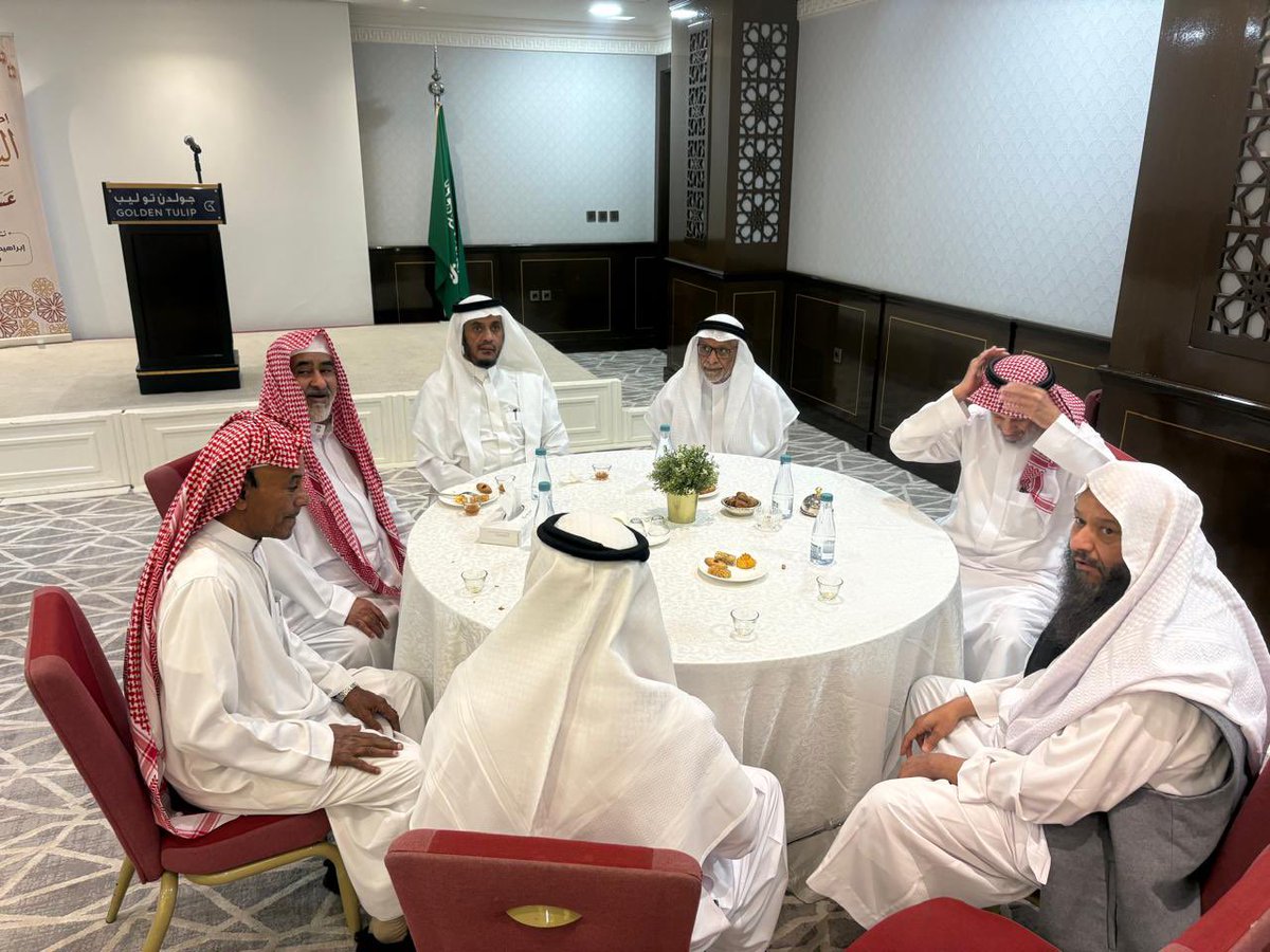 SamhanFamily's tweet photo. #عيد_الفطر_١٤٤٧ه 
لعائلة السمحان بالقصيم
وقد كان الحفل بتنظيم ابن العم إبراهيم الحمد السمحان وأولاده https://t.co/qoe8Ufgaw4