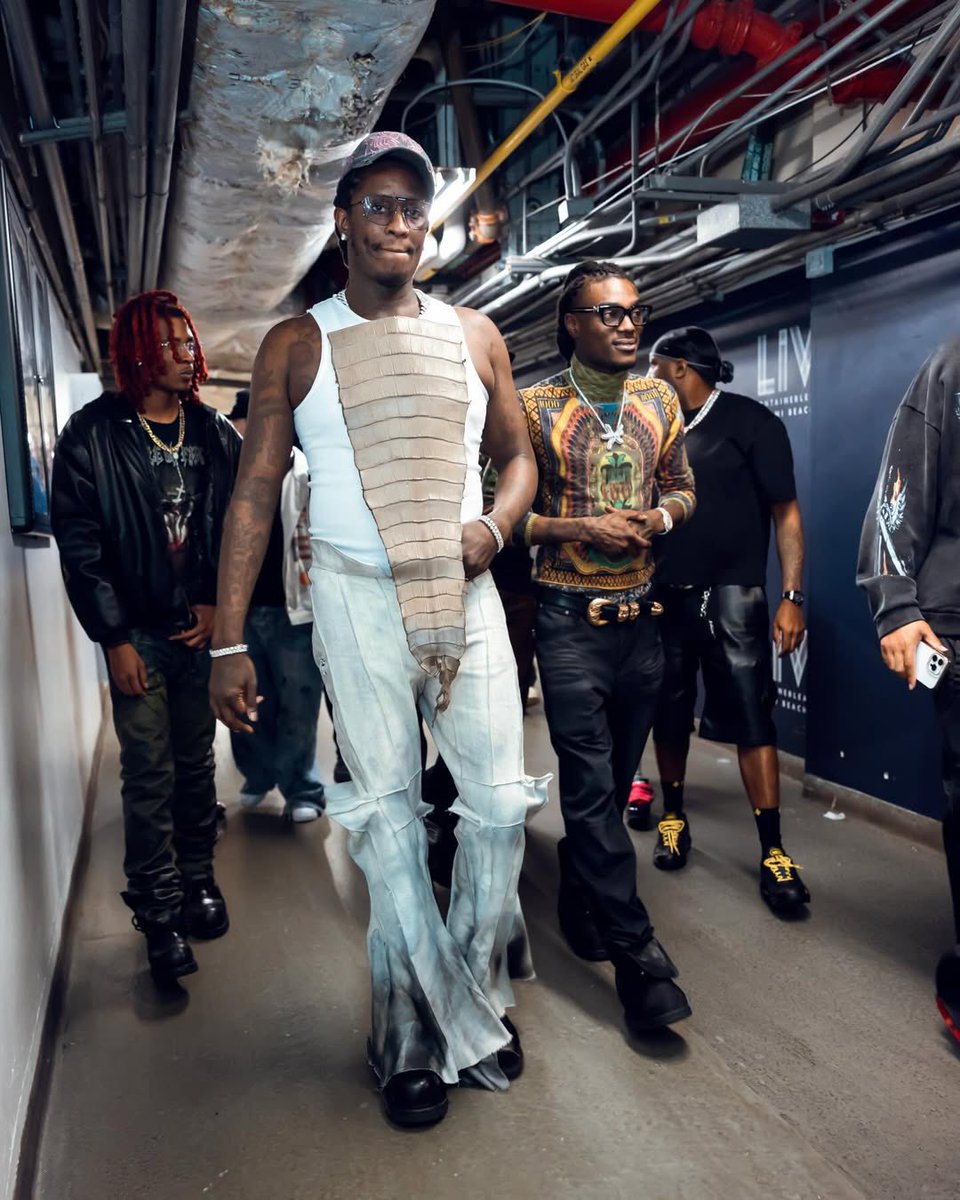 ًWave Checkers tweet media