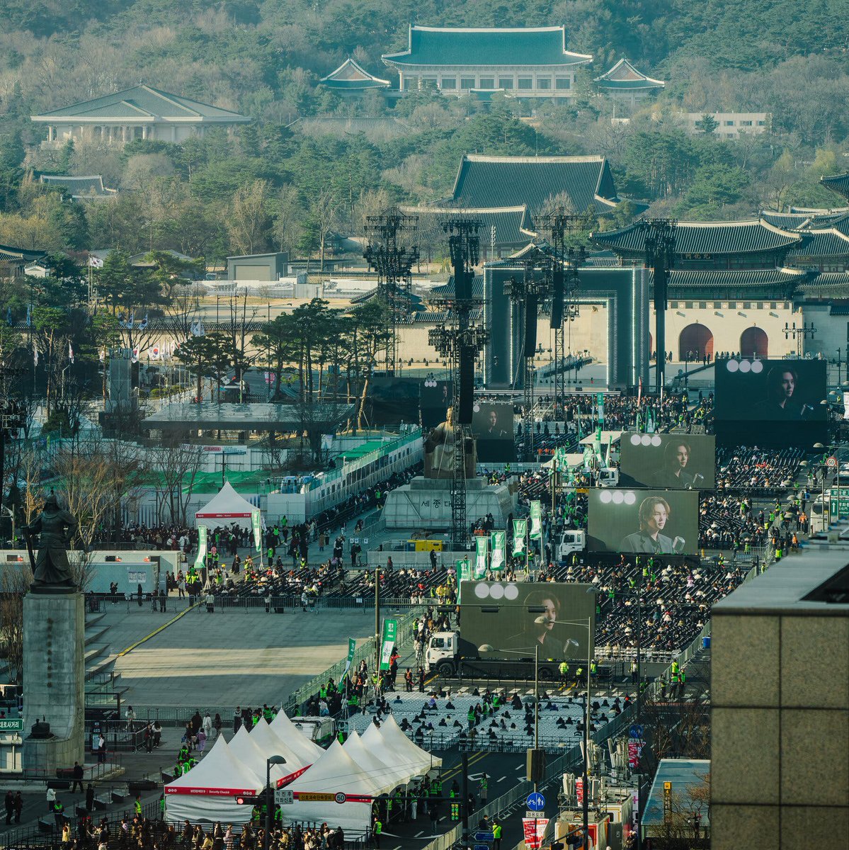 Liv⁷ met hobi | ㉧㉣㉣ | ❤️🤍 tweet media