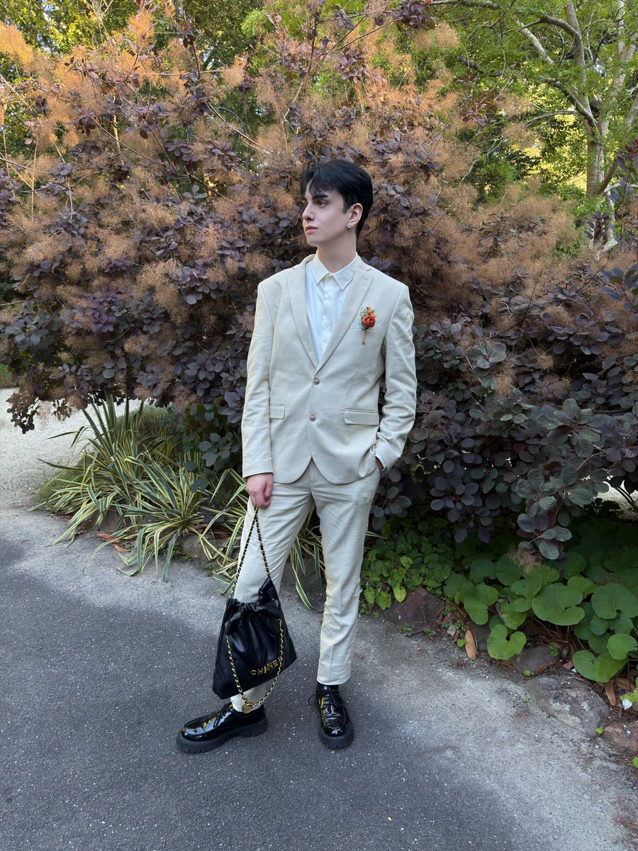 Junnie ✦ Butler VTuber ✨ tweet media