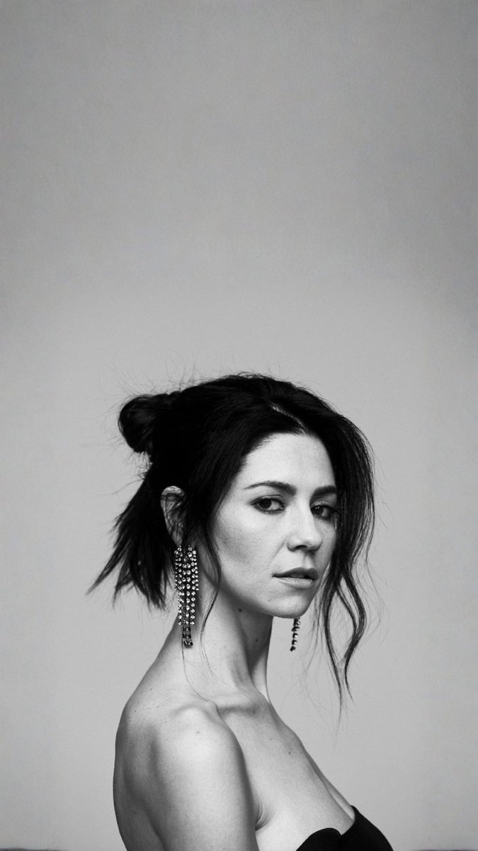 Electra Heart 🖤 tweet media