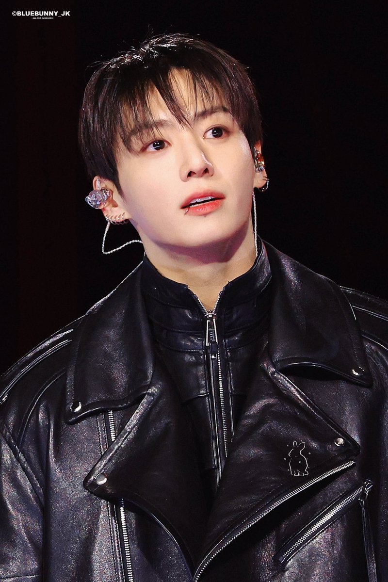 BlueBunny0901's tweet photo. 260321 아리랑 컴백 공연 HD

역시 전정국
#JUNGKOOK #정국 #ジョングク
#BTS #방탄소년단
@BTS_twt https://t.co/V327MNwhNW