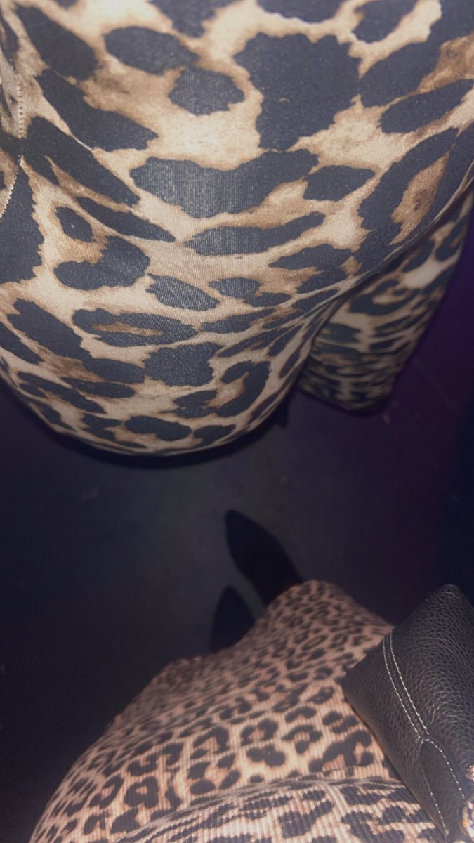 TALE101's tweet photo. Destination Ghana don’t owe me shit! Last night was a vibe. I can appreciate being around a different culture and the music. Switching it up is always a good experience for me. 🇬🇭🐆🥂 https://t.co/VSCpiu3fK6