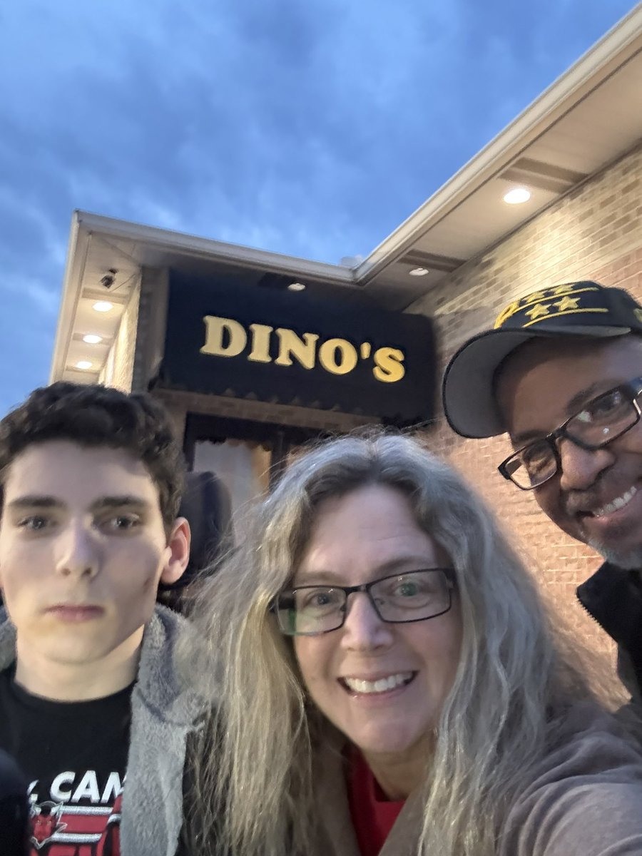 Kimmy J 🖤💛🖤💛 tweet media