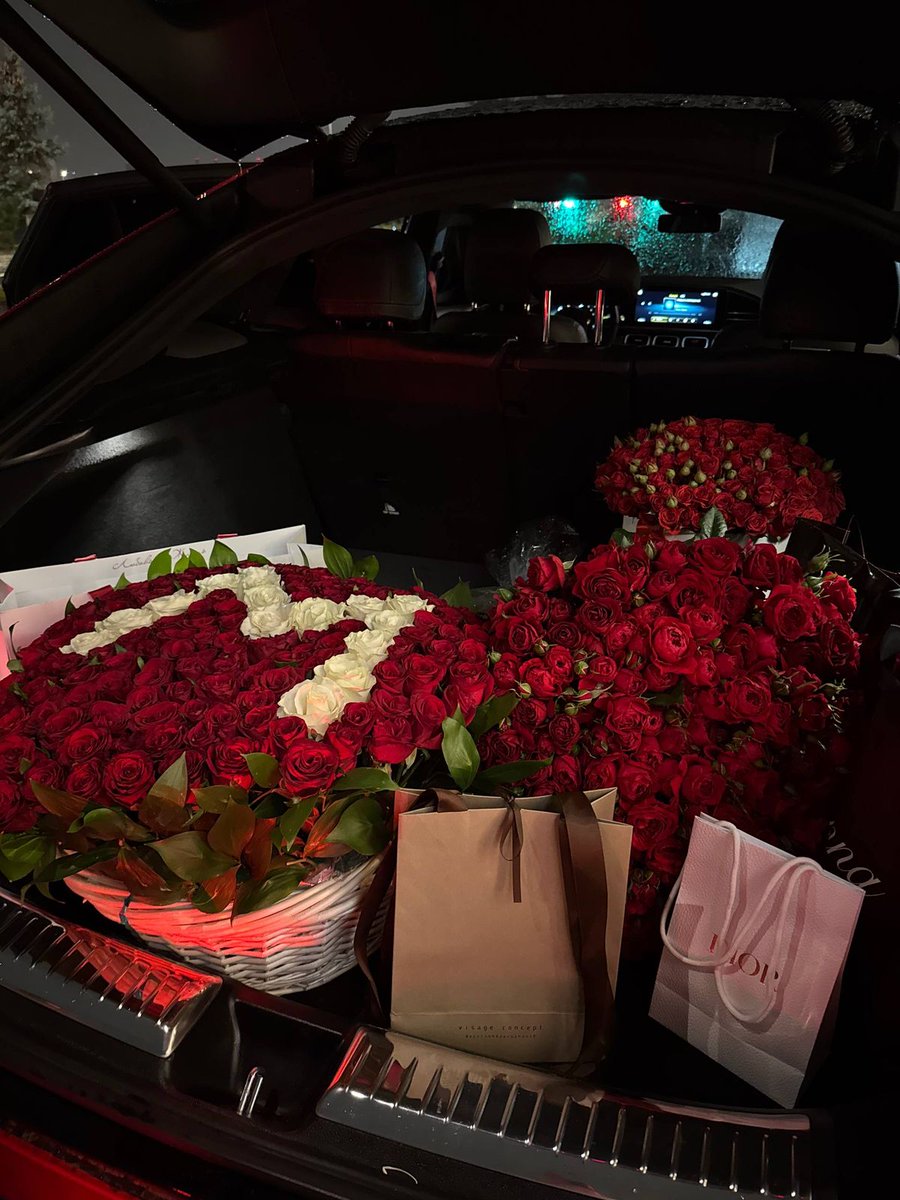 Beauty ✨ tweet media