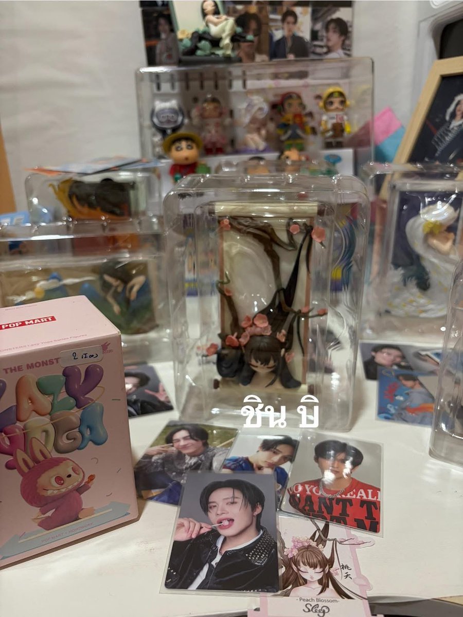 Chinbi46's tweet photo. เซ็ทละ250  ส่ง35 ได้ตามรูปของเเท้100%พึ่งแกะเช็ค  ปล่อยโล๊ะ  #ตลาดนัดบัส #ตลาดนัดBUS https://t.co/7GDben669x