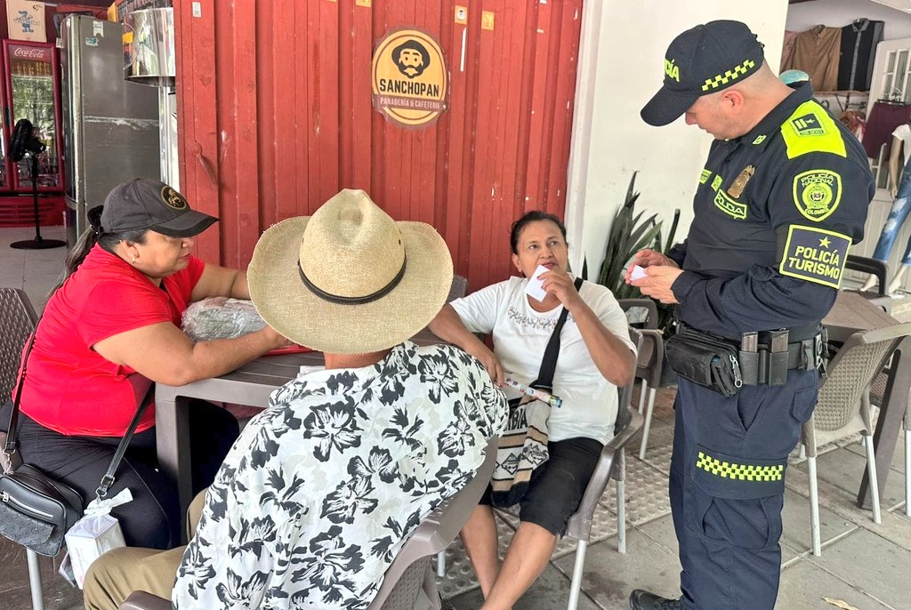 Departamento de Policía Meta tweet media